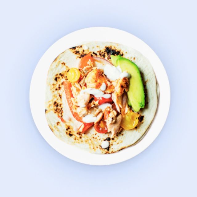 Blackened salmon fajitas